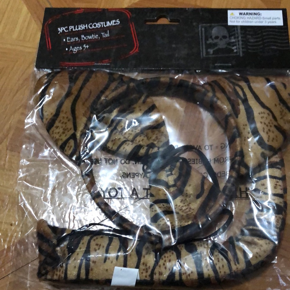 New 3 piece cat costume